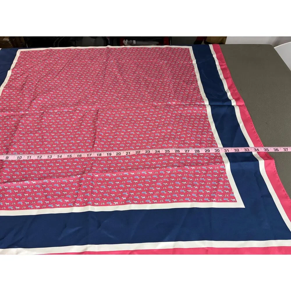 Vintage Vineyard Vines Silk Scarf Pink Whale Print Square Scarf 35 x 35 - Picture 6 of 7